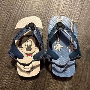 Havaianas - Mickey Mouse Flip Flops - 5C